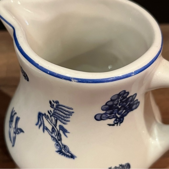 Vintage Hall Japanese Garden Creamer and Cup Restaurant Ware -Blue Willow - Picture 6 of 10